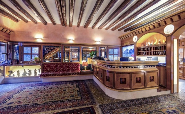 Messner Palace image 28